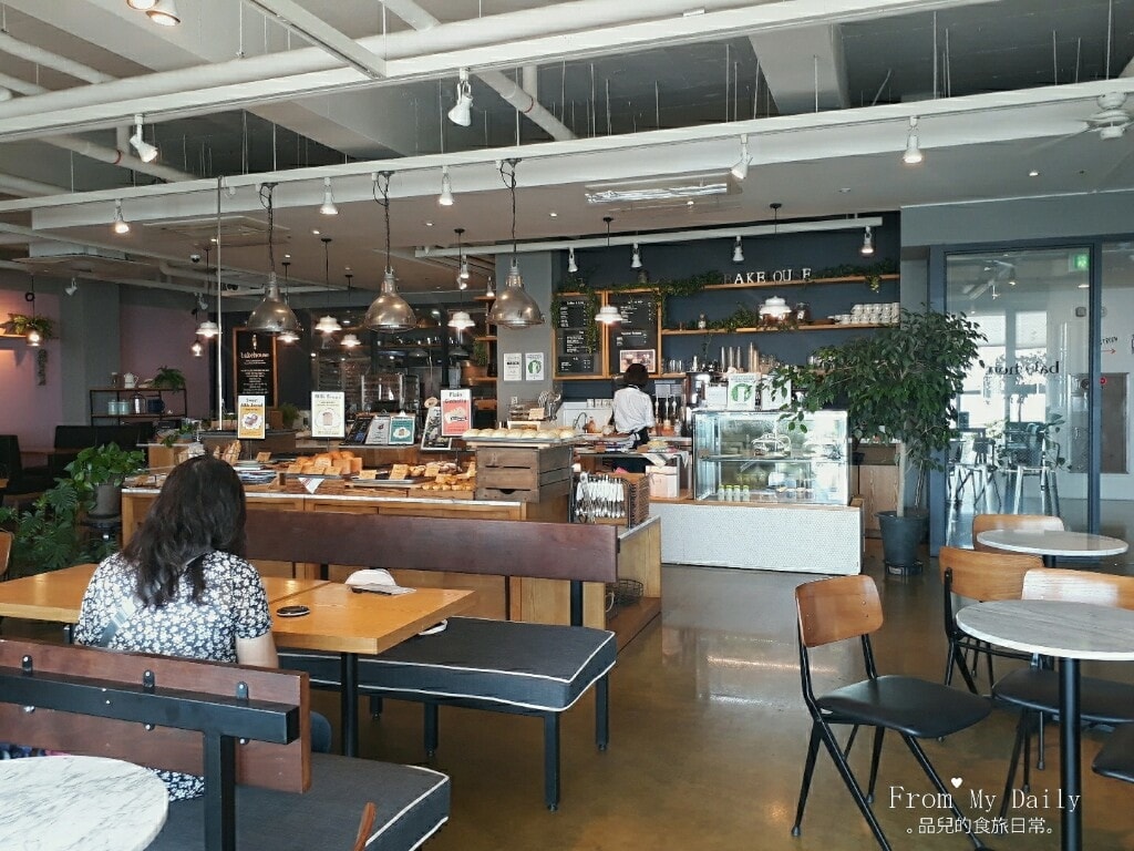 【釜山咖啡廳】迎月路달맞이길/ BAKE HOUSE：遠眺海