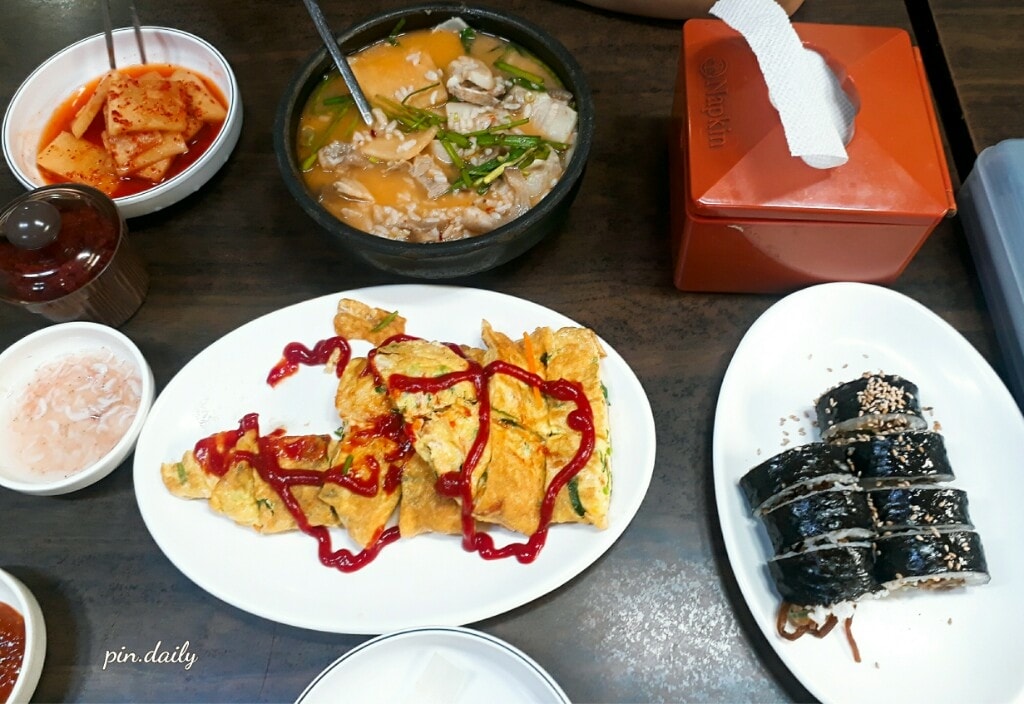 【釜山美食】海雲台站 | 奶奶飯捲할매김밥/海雲台傳統市場內 【釜山美食】海雲台站 | 奶奶飯捲할매김밥/海雲台傳統市場內
