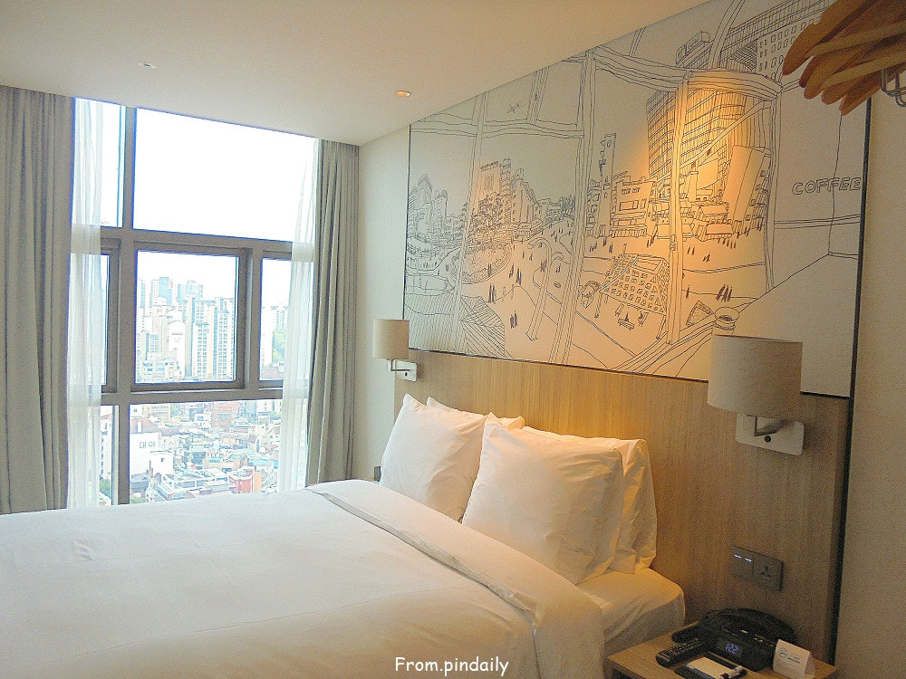 Holiday inn-8.jpg Holiday inn-8.jpg
