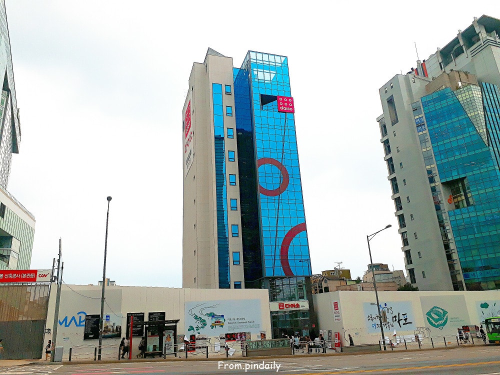 Holiday inn-14.jpg