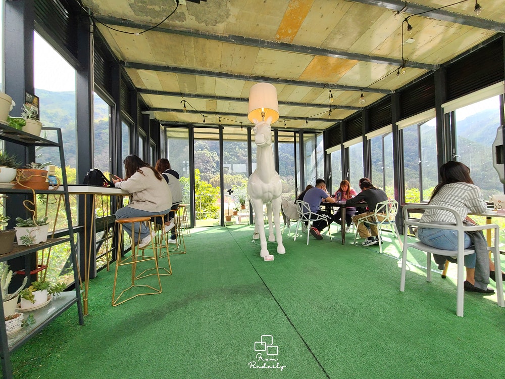 zcafe-14(2).jpg zcafe-14(2).jpg