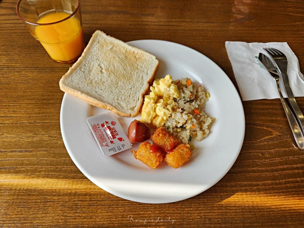 adela飯店