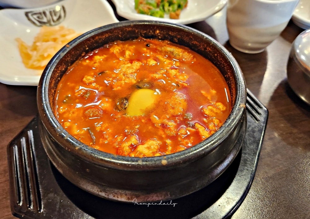 【韓國釜山美食】青松石磨嫩豆腐鍋 청송맷돌순두부 ・梵魚寺站